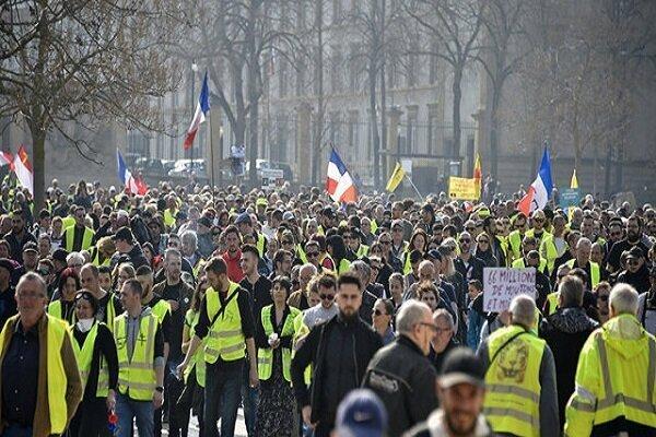 از سرگیری اعتراضات مردم فرانسه در بیست و دومین شنبه سیاه