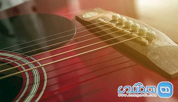 ساخت گیتاری که خودش می نوازد ساخت گیتاری که خودش می نوازد