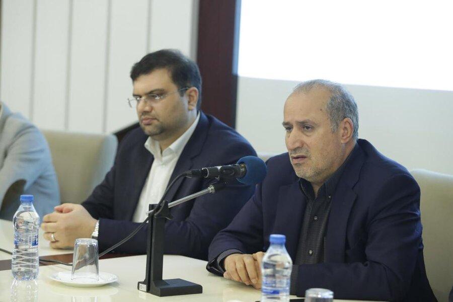 عضو هیات رئیسه فدراسیون فوتبال: با استعفای تاج مخالفت می عضو هیات رئیسه فدراسیون فوتبال: با استعفای تاج مخالفت می کنیم