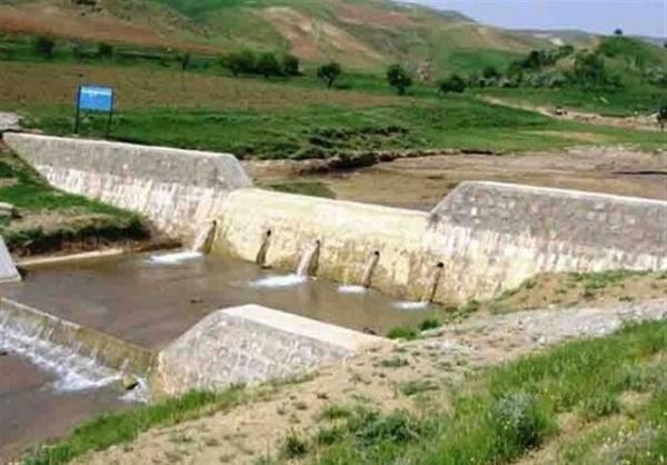 یک میلیون و 100هکتار از اراضی استان همدان مستعد اجرای عملیات آبخیزداری است